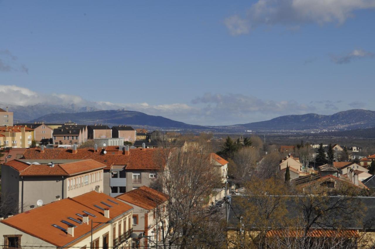 Hotel Tres Arcos San Lorenzo de El Escorial Pokoj fotografie